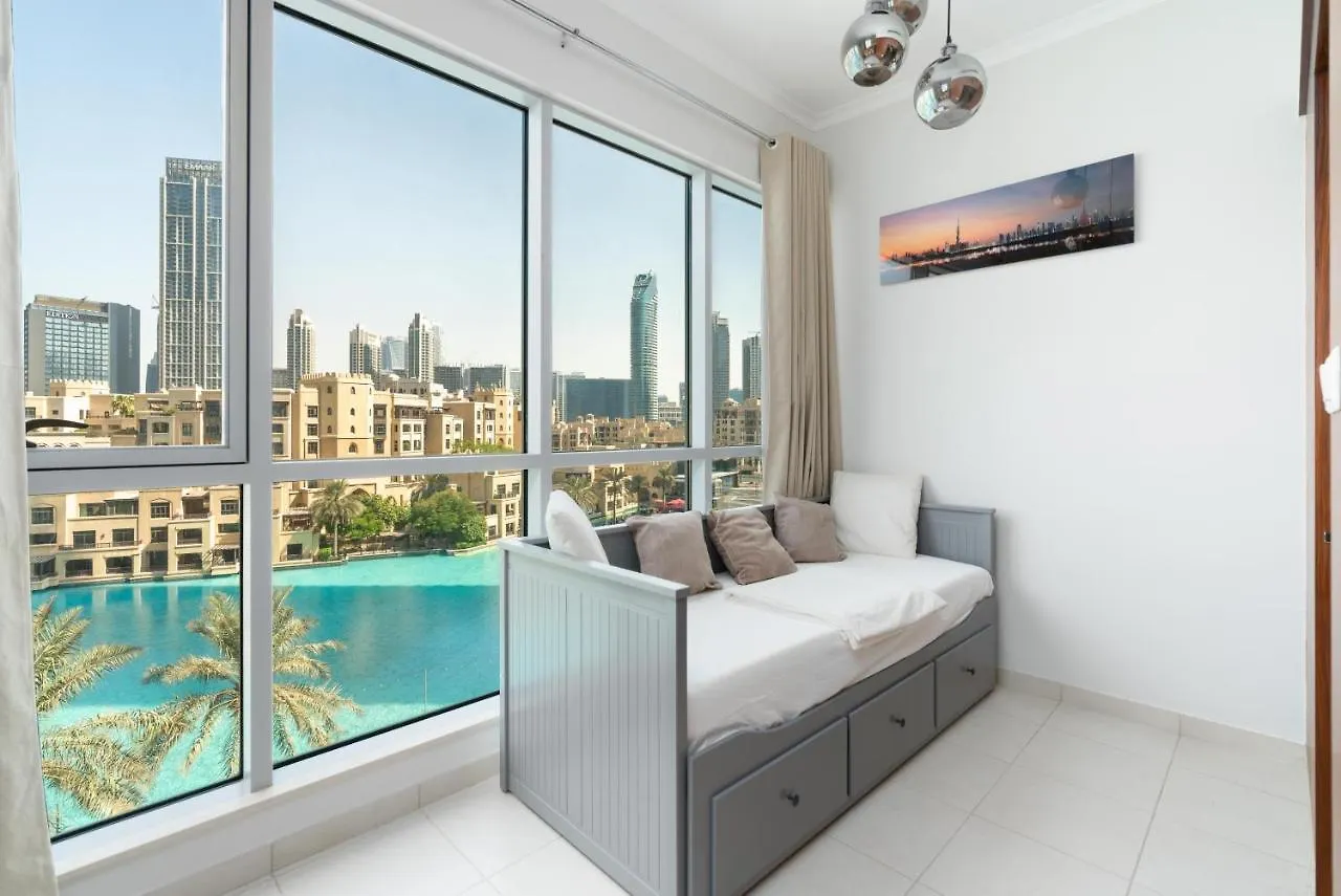 Apartment King 2 Bedroom With Burj Khalifa & Fountain View Dubai