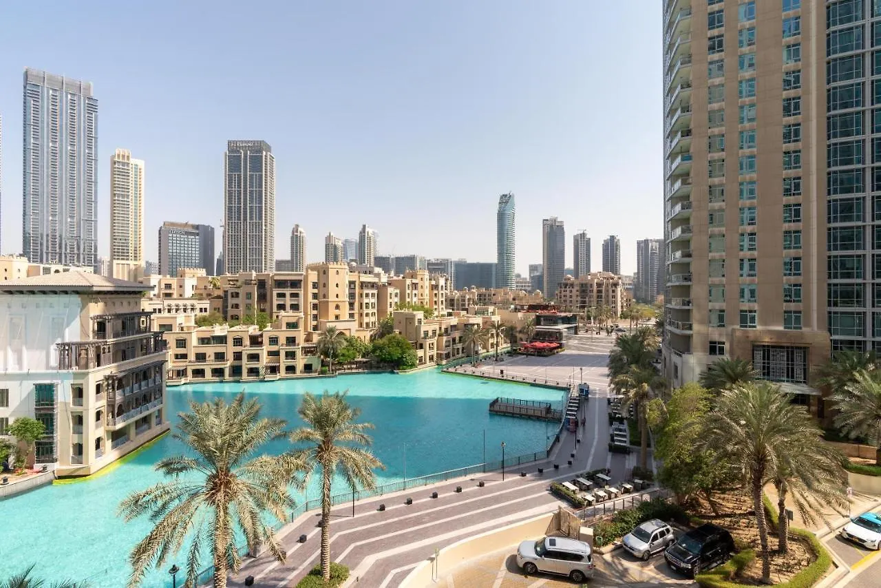 Apartment King 2 Bedroom With Burj Khalifa & Fountain View Dubai