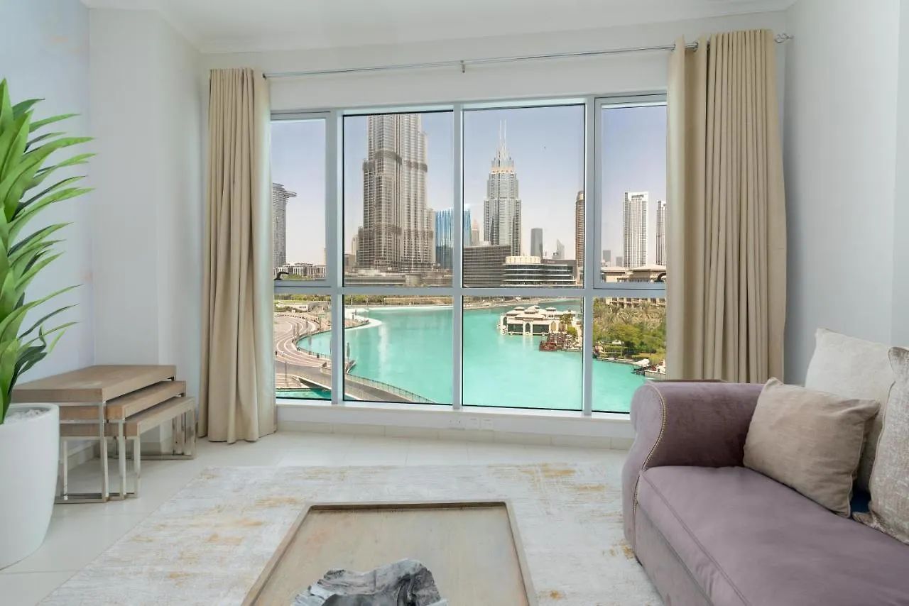King 2 Bedroom With Burj Khalifa & Fountain View location