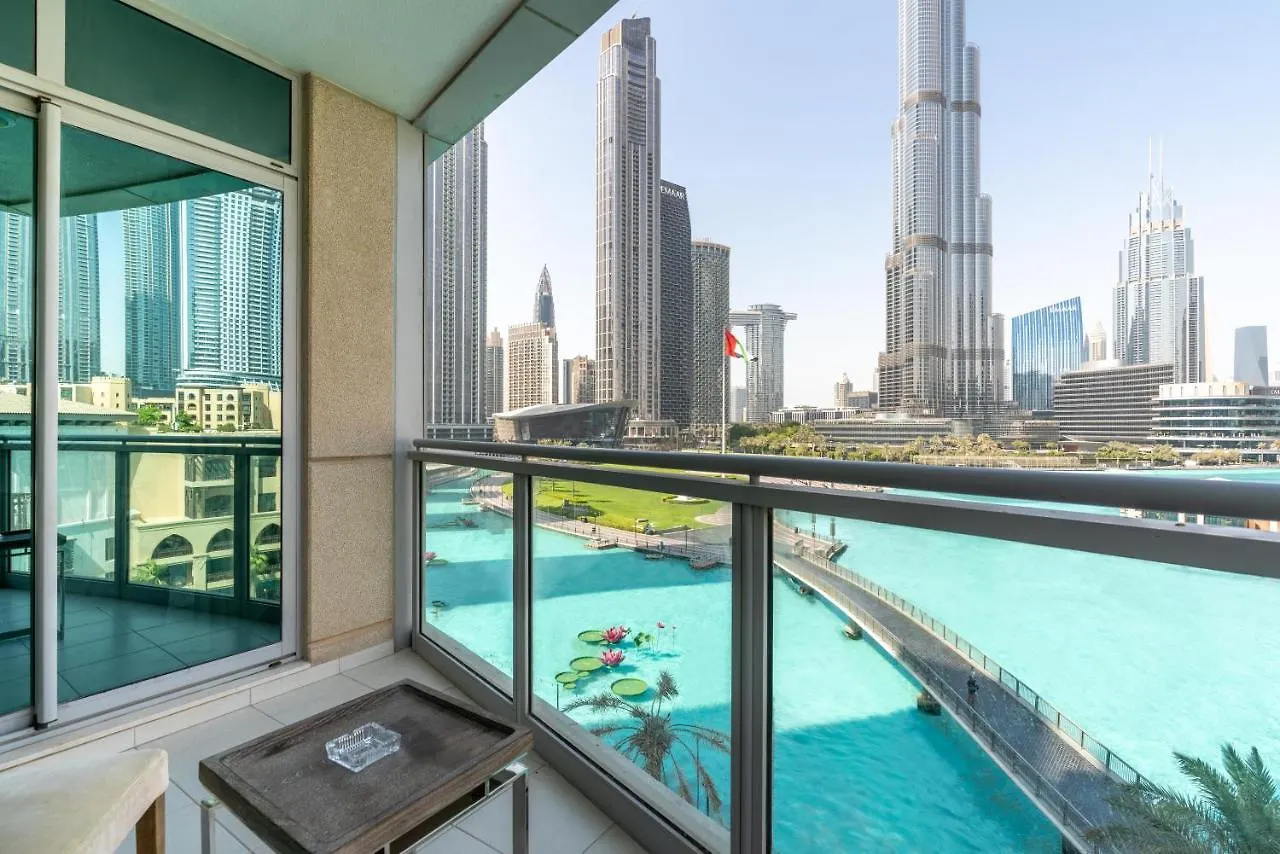 King 2 Bedroom With Burj Khalifa & Fountain View Dubai Apartment